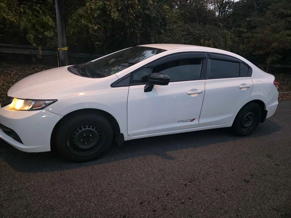 2015 Honda Civic 9th Gen - Image 6 of 7