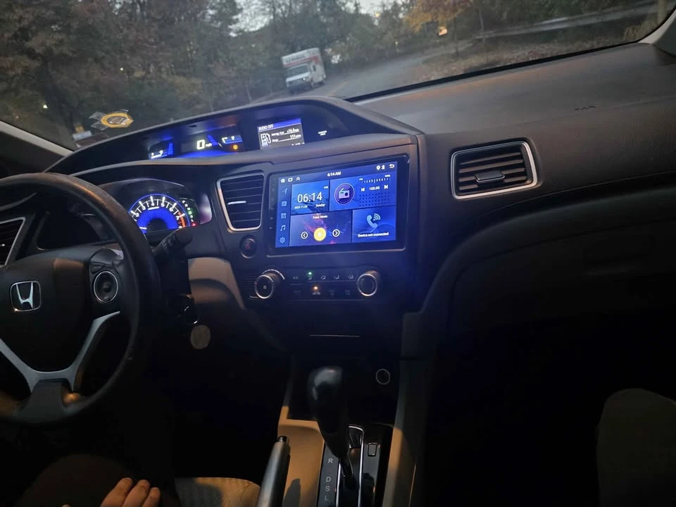 2015 Honda Civic 9th Gen - Image 3 of 7