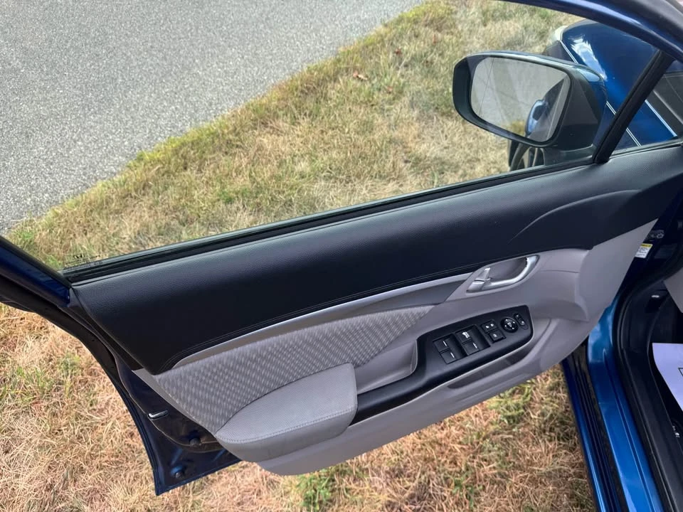 2015 Honda Civic 9th Gen - Image 13 of 19