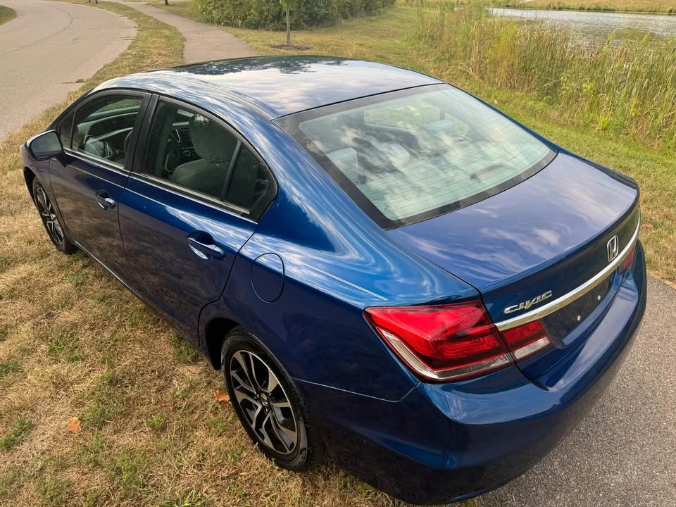 2015 Honda Civic 9th Gen - Image 4 of 19