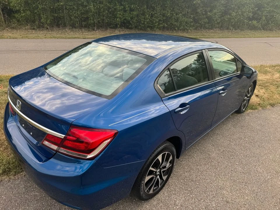 2015 Honda Civic 9th Gen - Image 9 of 19