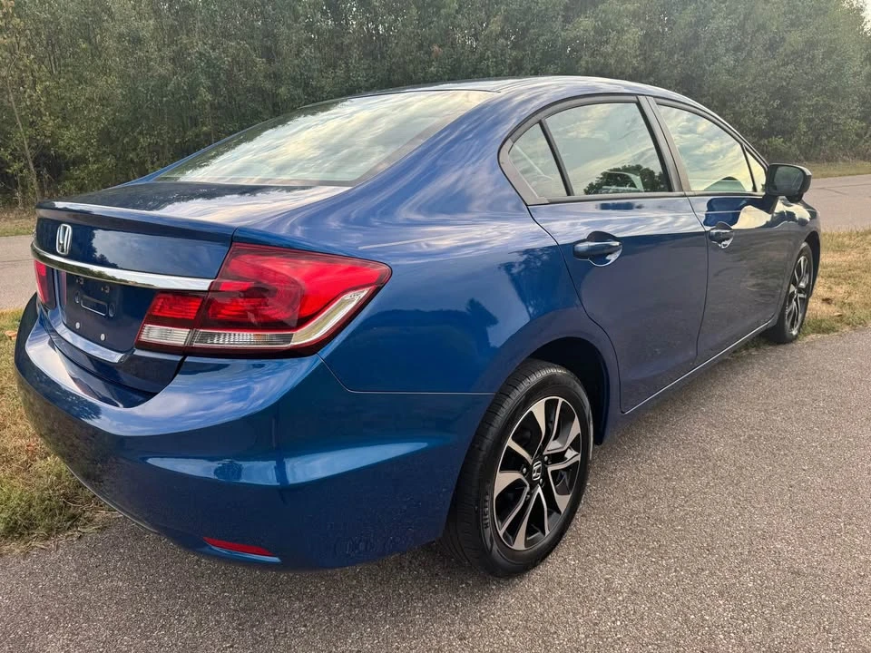 2015 Honda Civic 9th Gen - Image 7 of 19