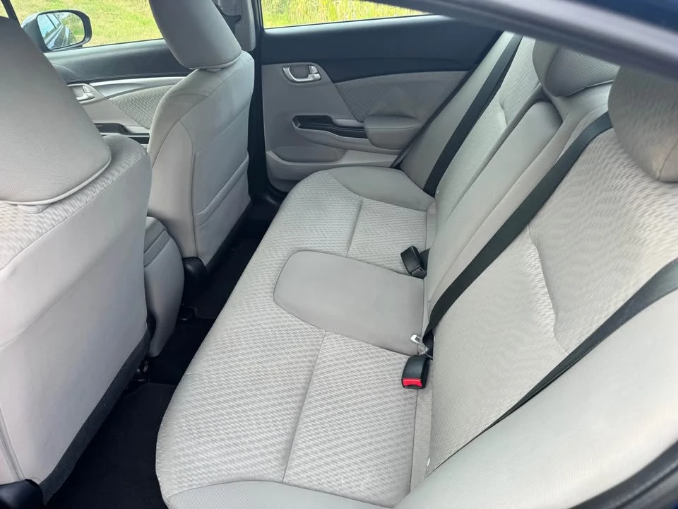 2015 Honda Civic 9th Gen - Image 16 of 19