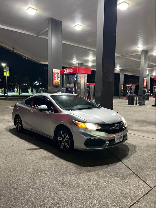 2015 Honda Civic 9th Gen - Image 3 of 6