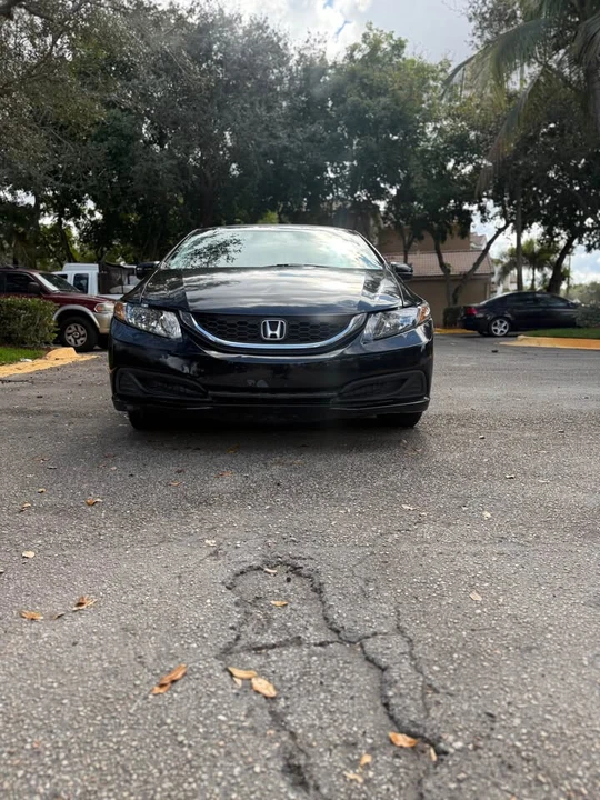 2015 Honda Civic 9th Gen - Image 4 of 14