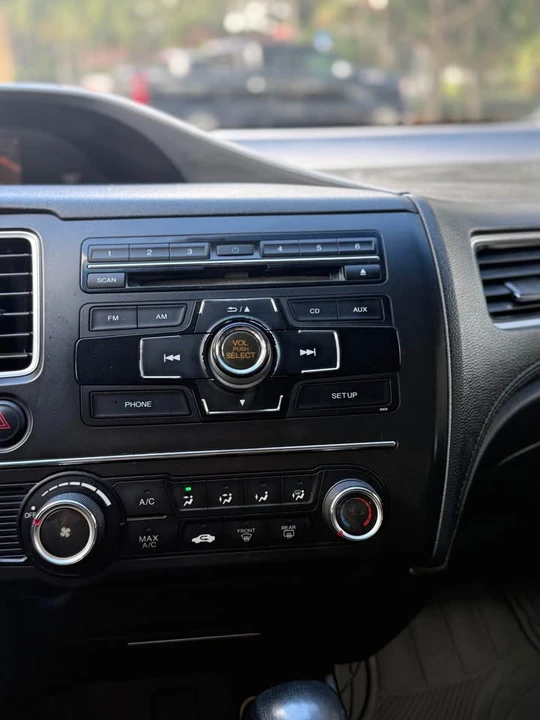 2015 Honda Civic 9th Gen - Image 14 of 14