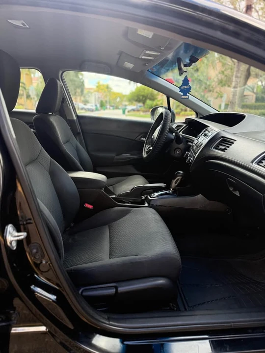 2015 Honda Civic 9th Gen - Image 13 of 14