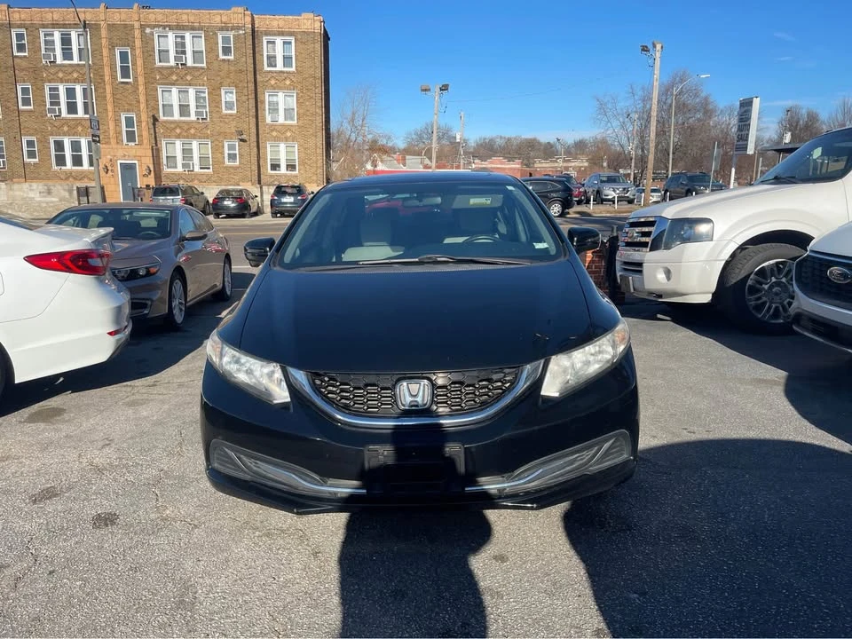 2015 Honda Civic 9th Gen - Image 2 of 20
