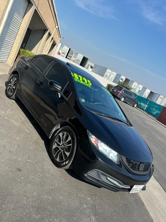 2015 Honda Civic 9th Gen - Image 2 of 10