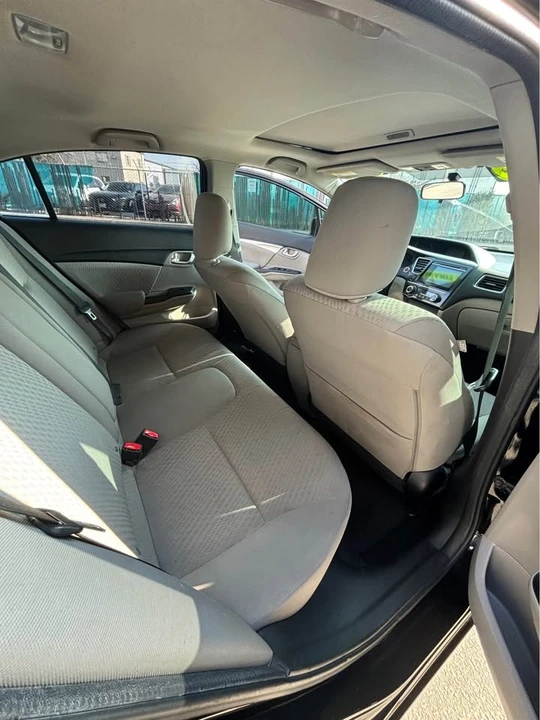 2015 Honda Civic 9th Gen - Image 8 of 10