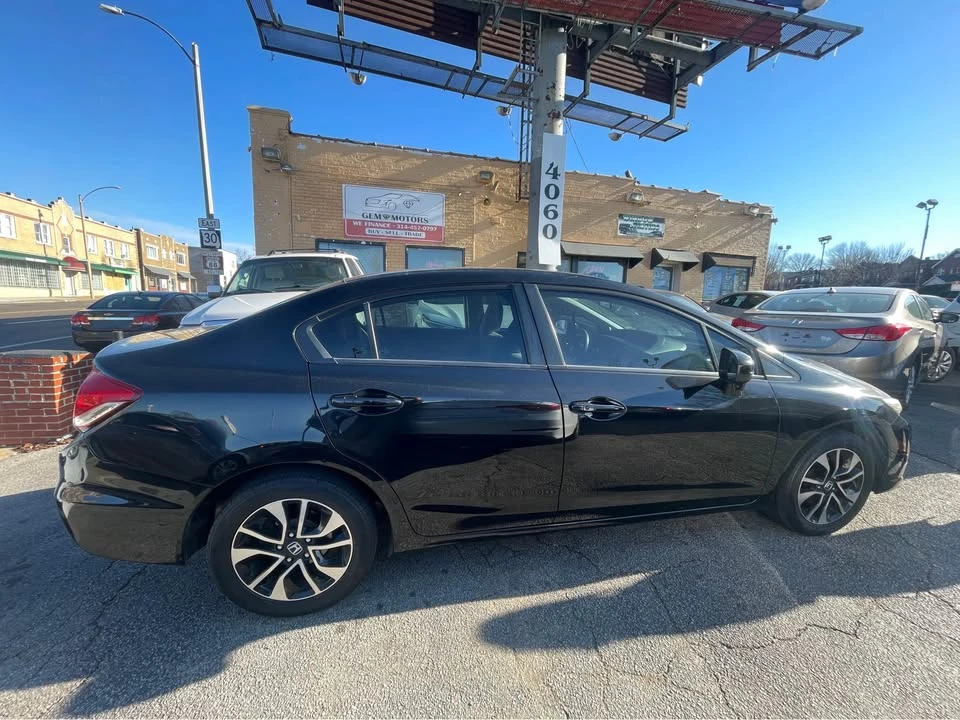 2015 Honda Civic 9th Gen - Image 8 of 20