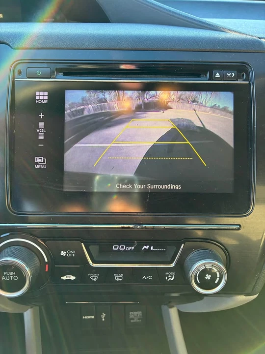 2015 Honda Civic 9th Gen - Image 10 of 16