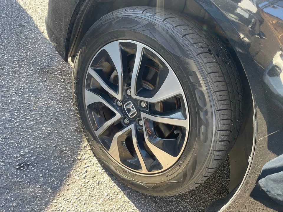 2015 Honda Civic 9th Gen - Image 19 of 20