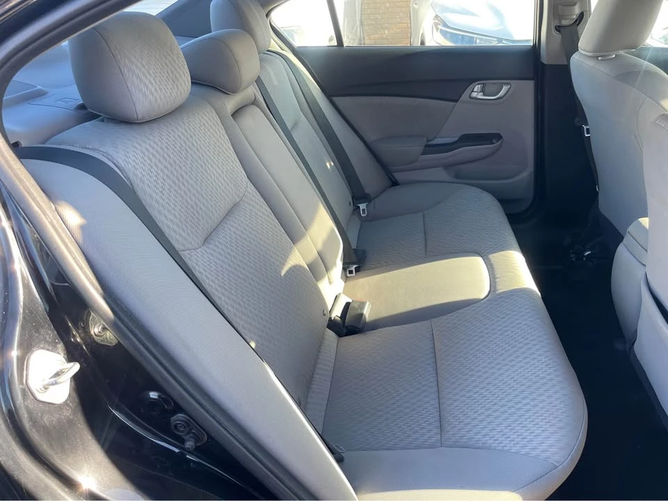 2015 Honda Civic 9th Gen - Image 15 of 20