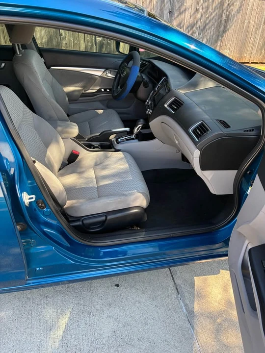 2015 Honda Civic 9th Gen - Image 6 of 16