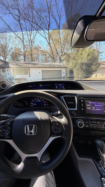 2015 Honda Civic 9th Gen - Image 5 of 9