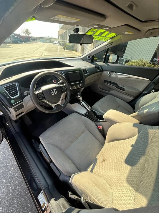 2015 Honda Civic 9th Gen - Image 5 of 10