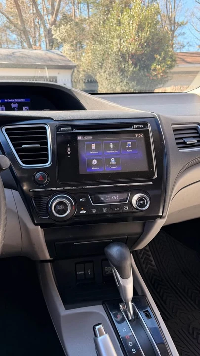 2015 Honda Civic 9th Gen - Image 4 of 9