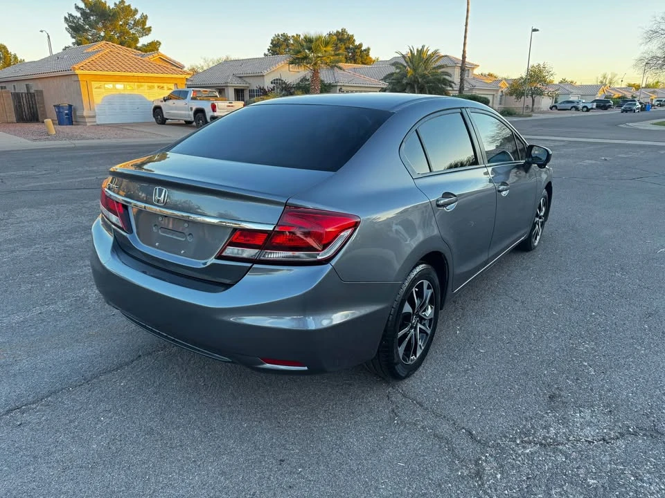 2015 Honda Civic 9th Gen - Image 6 of 12