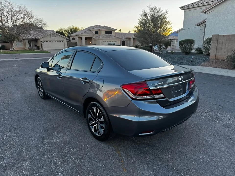 2015 Honda Civic 9th Gen - Image 4 of 12