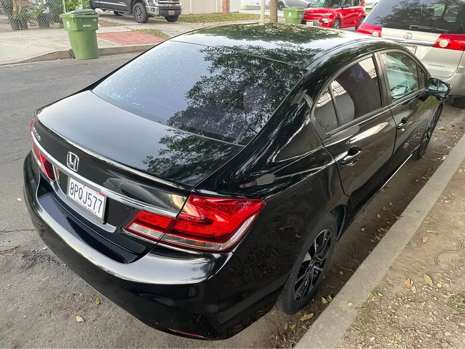 2015 Honda Civic 9th Gen - Image 4 of 11