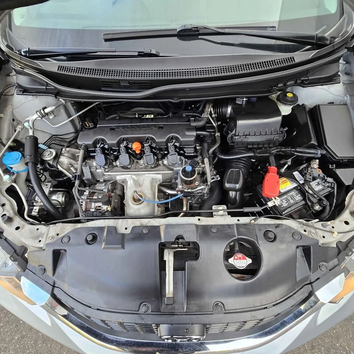 2015 Honda Civic 9th Gen - Image 16 of 20