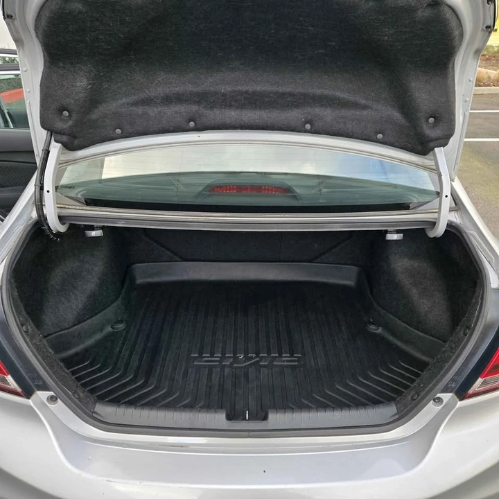 2015 Honda Civic 9th Gen - Image 15 of 20