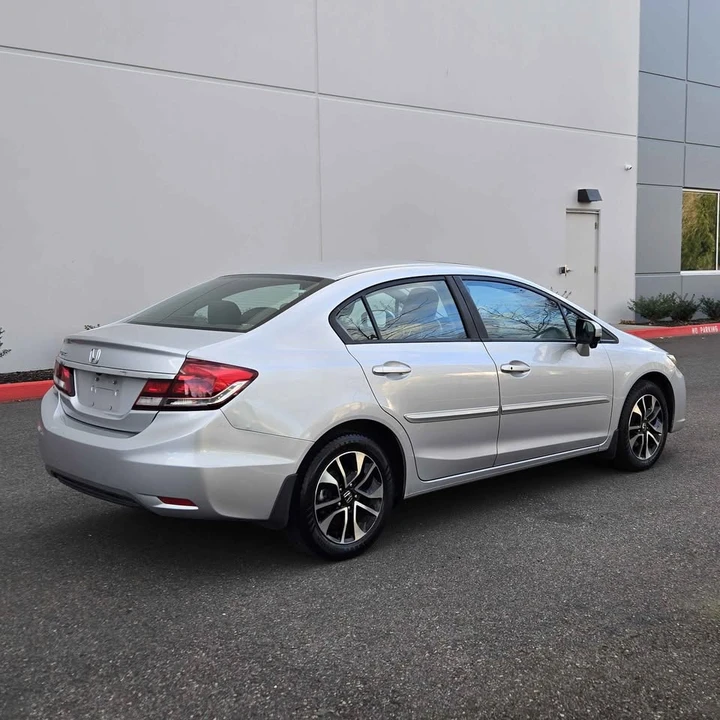 2015 Honda Civic 9th Gen - Image 5 of 20