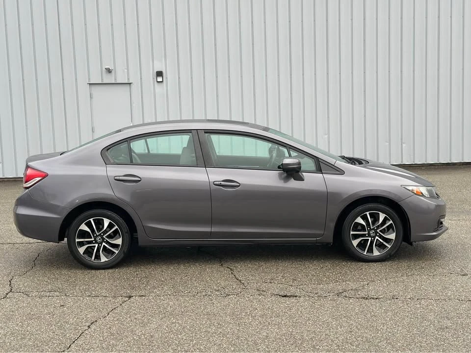2015 Honda Civic 9th Gen - Image 7 of 18