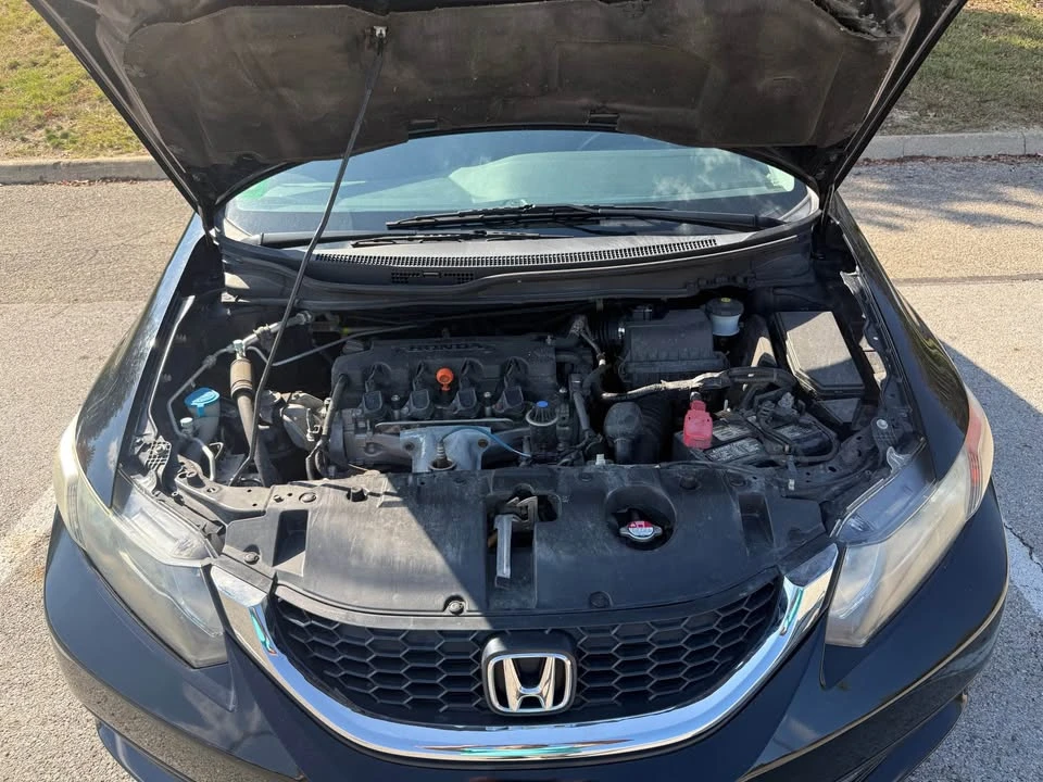 2015 Honda Civic 9th Gen - Image 10 of 12