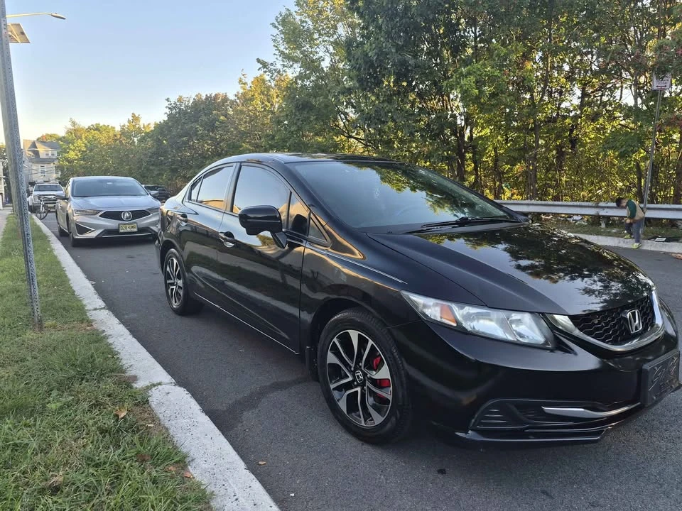 2015 Honda Civic 9th Gen - Image 7 of 18