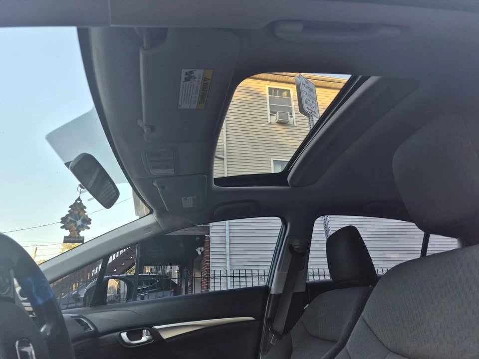 2015 Honda Civic 9th Gen - Image 16 of 18