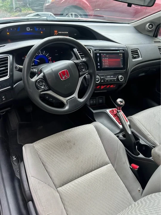 2015 Honda Civic 10th Gen - Image 7 of 19