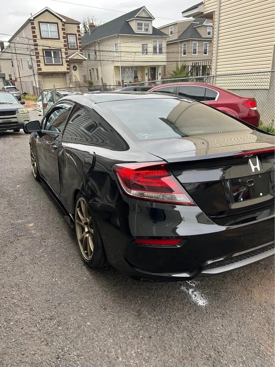 2015 Honda Civic 10th Gen - Image 18 of 19