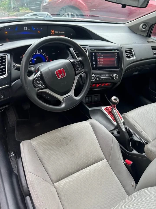 2015 Honda Civic 10th Gen - Image 6 of 19