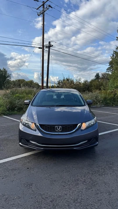 2015 Honda Civic 9th Gen - Image 3 of 9