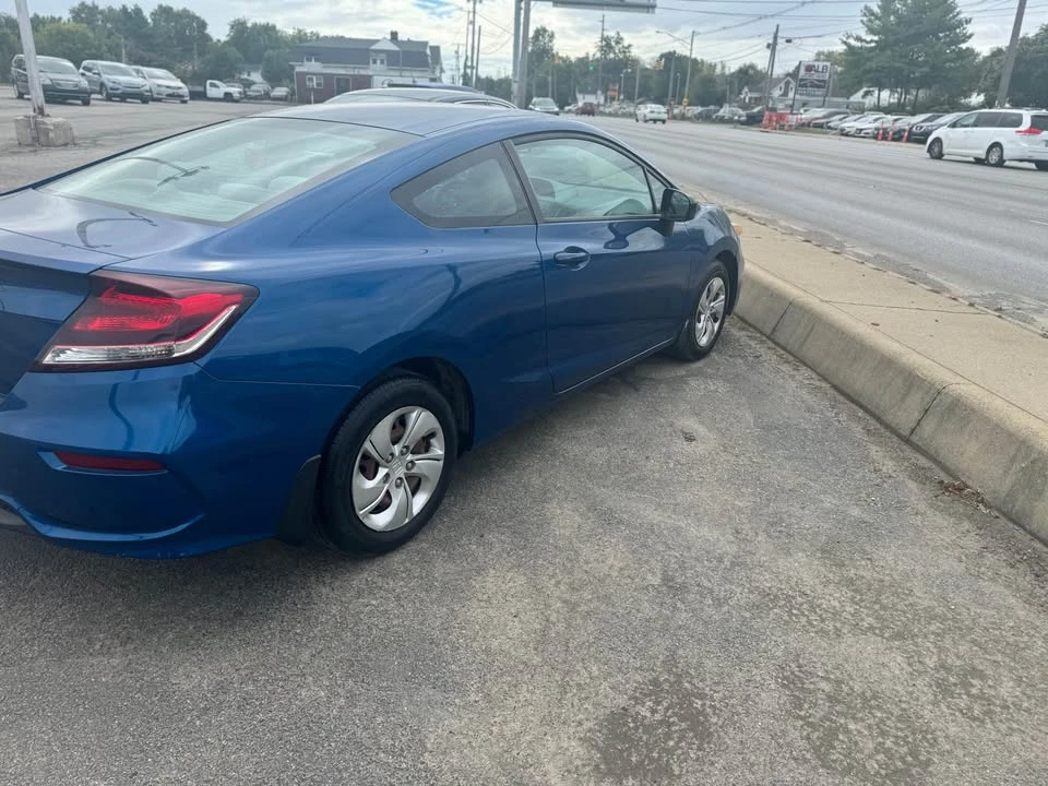 2015 Honda Civic 9th Gen - Image 4 of 4