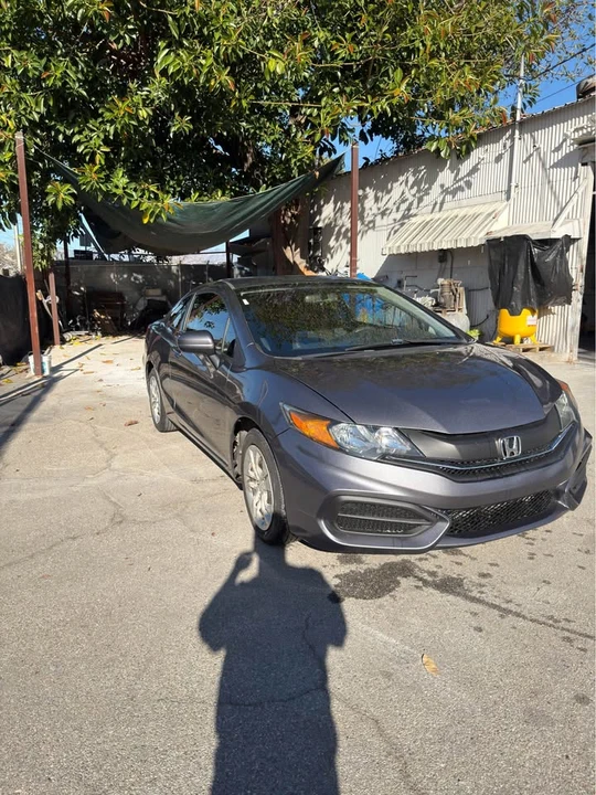 2015 Honda Civic 9th Gen - Image 2 of 6