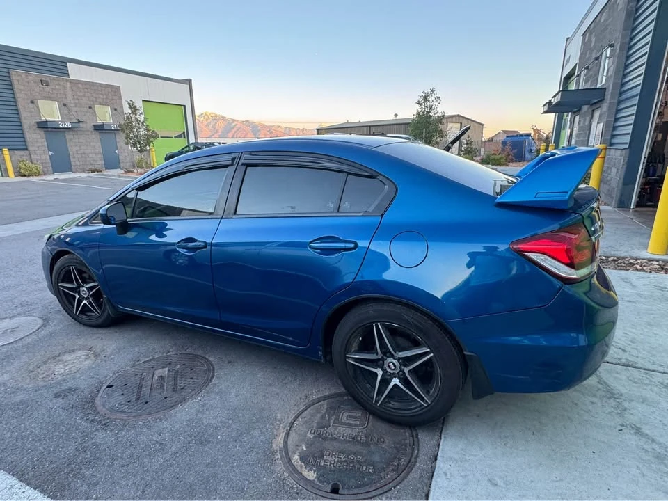 2015 Honda Civic 9th Gen - Image 5 of 11