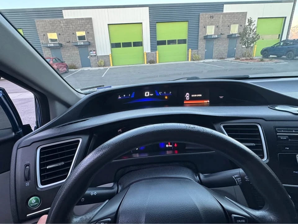2015 Honda Civic 9th Gen - Image 9 of 11