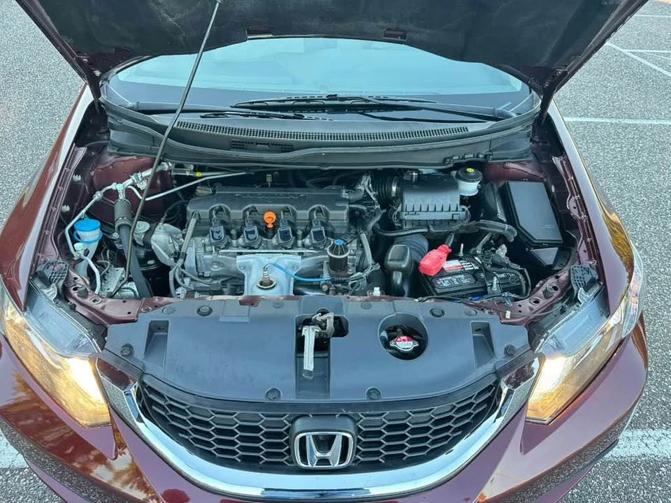 2015 Honda Civic 9th Gen - Image 9 of 19