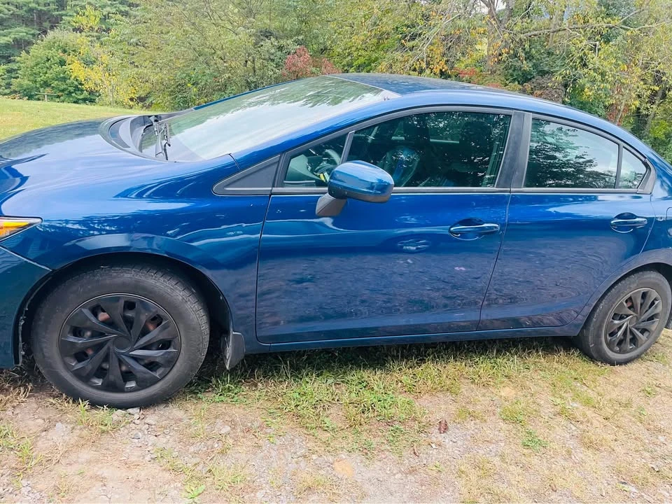 2015 Honda Civic 9th Gen - Image 4 of 5