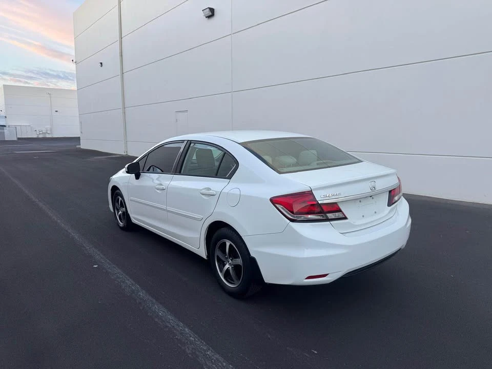 2015 Honda Civic 9th Gen - Image 5 of 11