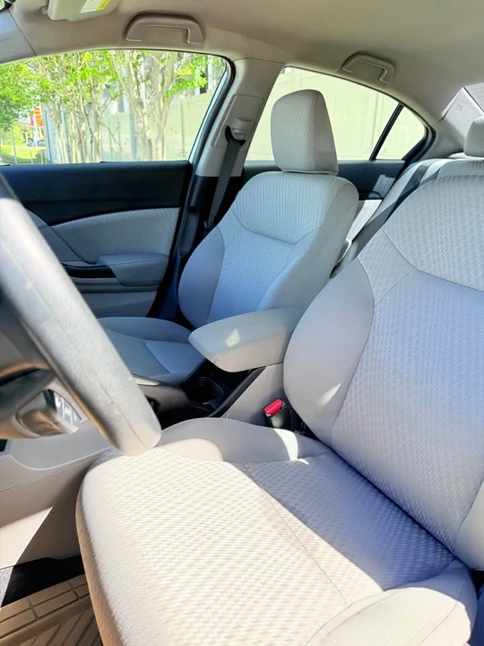 2015 Honda Civic 9th Gen - Image 9 of 12