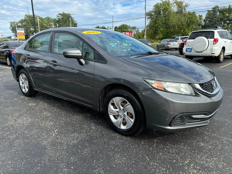 2015 Honda Civic 9th Gen - Image 2 of 10