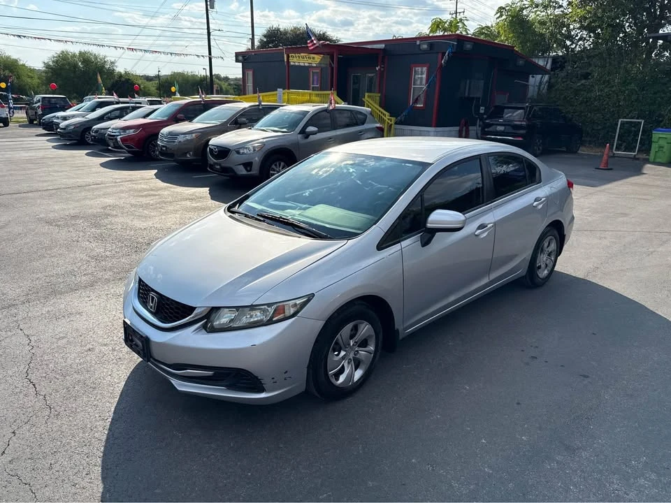2015 Honda Civic 9th Gen - Image 2 of 6