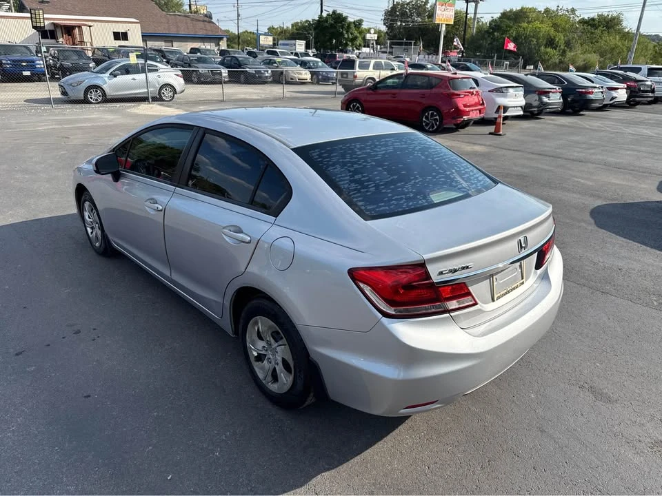 2015 Honda Civic 9th Gen - Image 4 of 6