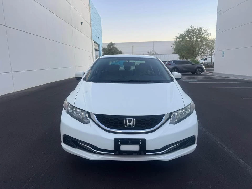 2015 Honda Civic 9th Gen - Image 4 of 11