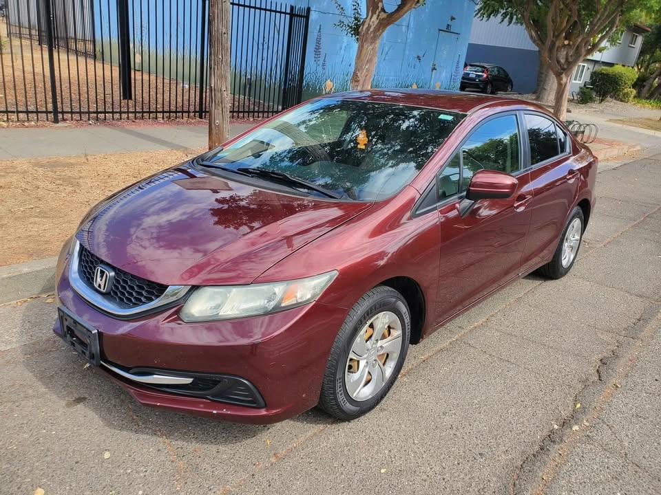 2015 Honda Civic 9th Gen - Image 6 of 17