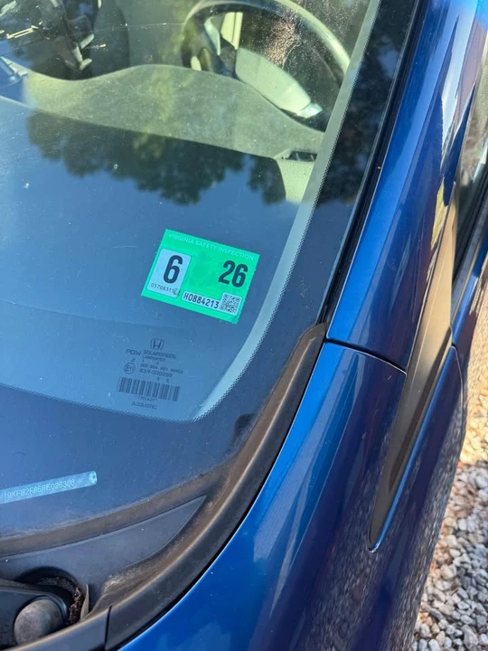 2015 Honda Civic 9th Gen - Image 3 of 5